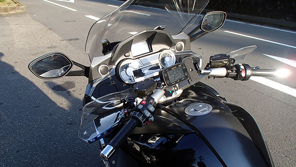 ナックルバイザー